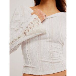Elegant White Lace Women's Top